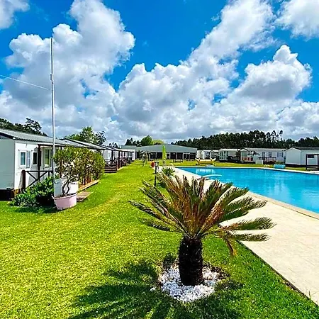 Casa Feliz Hotel *